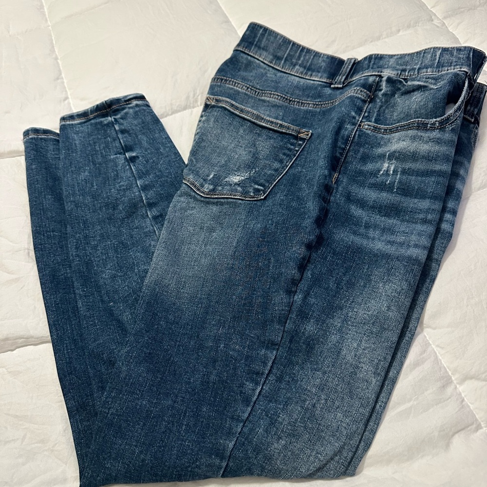 Maurices pull up Denim Jeans